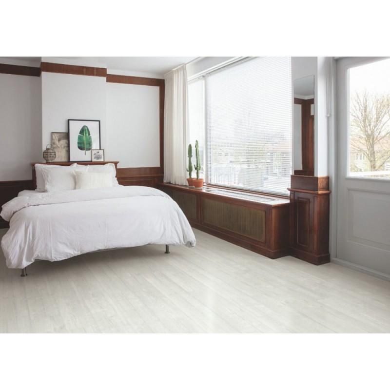 Quick-Step - ПВХ плитка Quick-Step Alpha Vinyl Medium Planks Сосна светло-серая AVMP40204